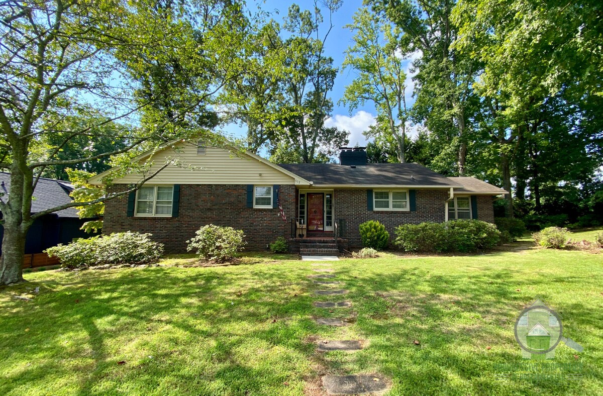 Primary Photo - 517 Dellwood Dr