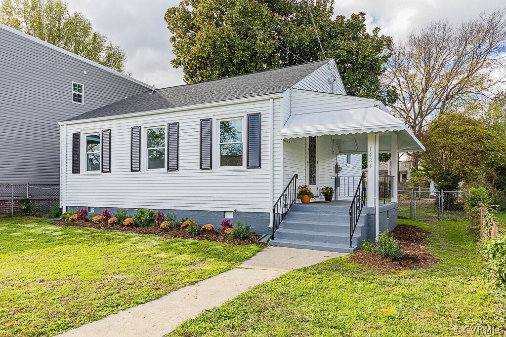 Primary Photo - 1424 N 30th St