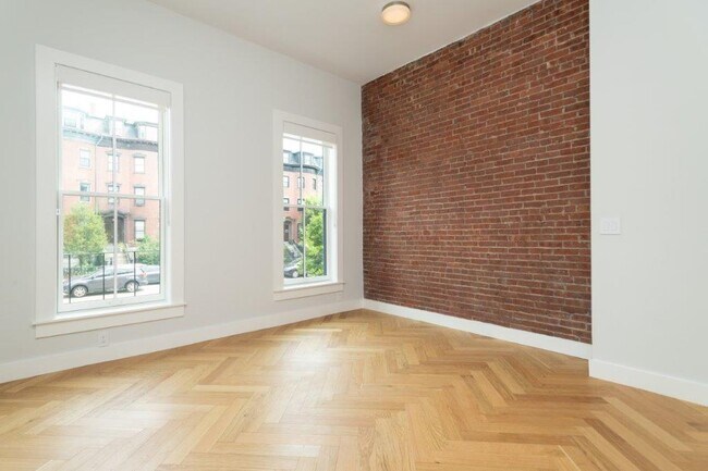 Foto del edificio - 461 Massachusetts Ave