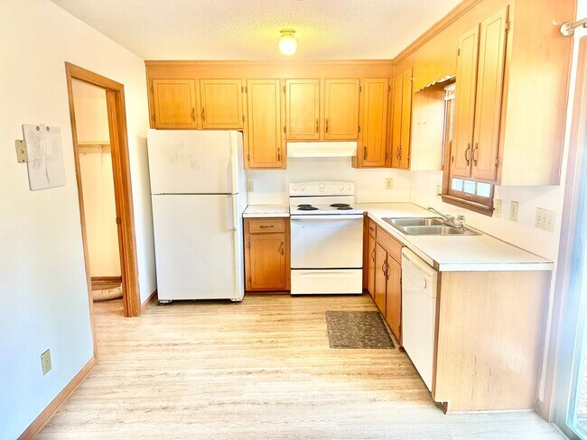 Foto del edificio - 126 Neely Ct