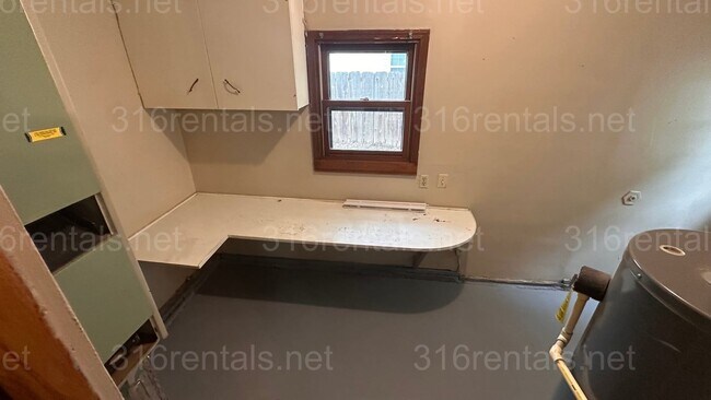 Foto del edificio - $1195 - 3 bed 1.5 bath - Single Family Home