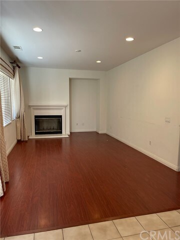 Foto del edificio - 3330 E Springcreek Dr