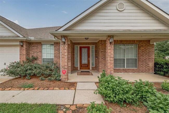 Building Photo - 11106 Fairway Dr