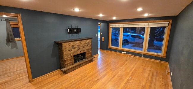 Foto del edificio - 5155 S Mobile Ave