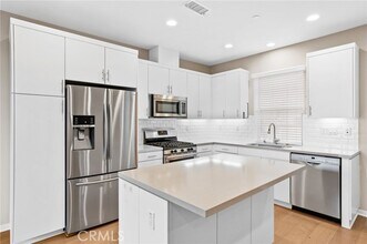 Building Photo - 102 Briarberry