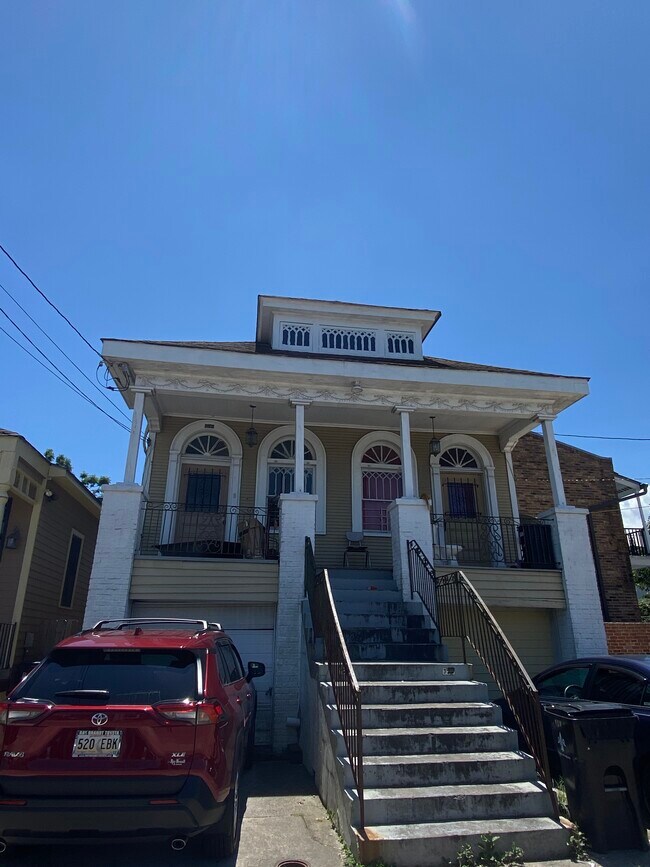 Foto del edificio - 320 S Dupre St