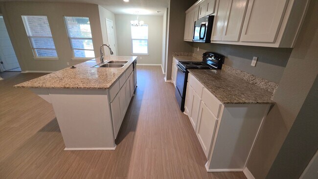 Foto del edificio - Great newer 3 bed 2 bath duplex.