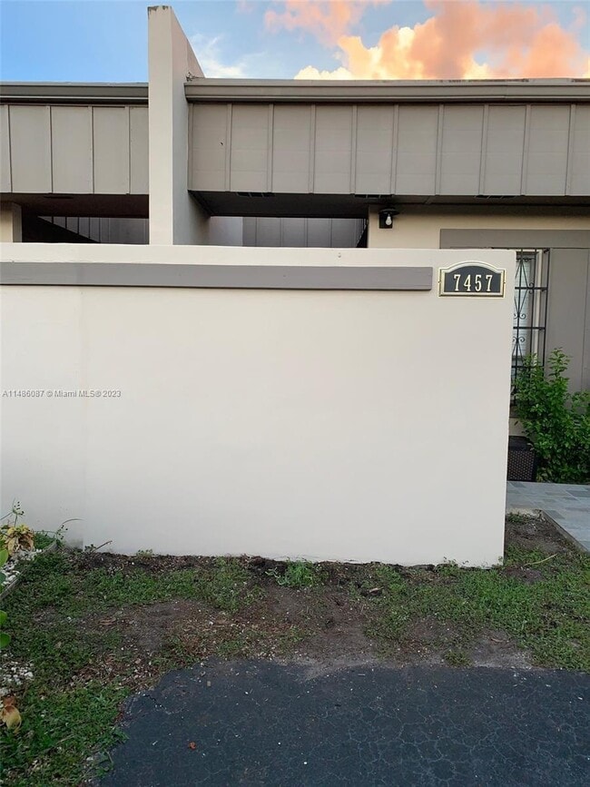 Building Photo - 7457 SW 104th Pl