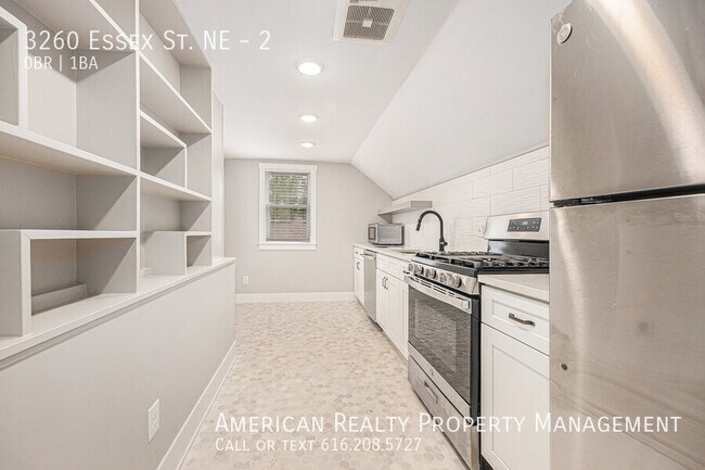 Foto del edificio - 3260 Essex St NE