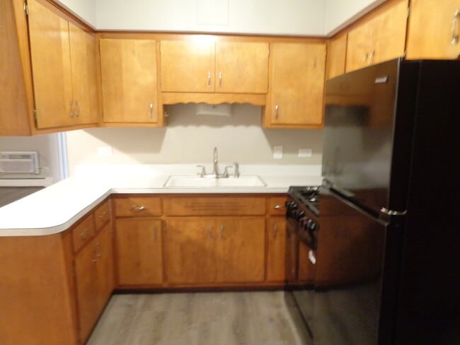 Building Photo - 5818 107th Ct Way