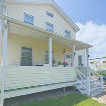 Building Photo - 8 Armonk St