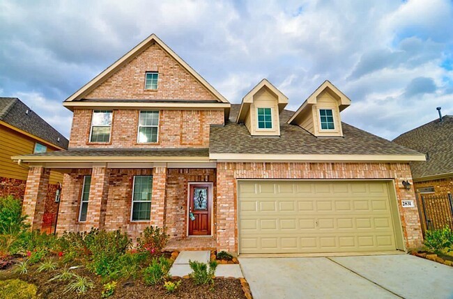 Building Photo - 2831 Lake Villa Dr