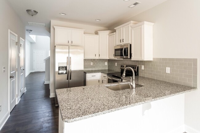 Building Photo - 405 Trevally Ct