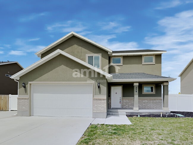 Building Photo - 574 Fireside Ln