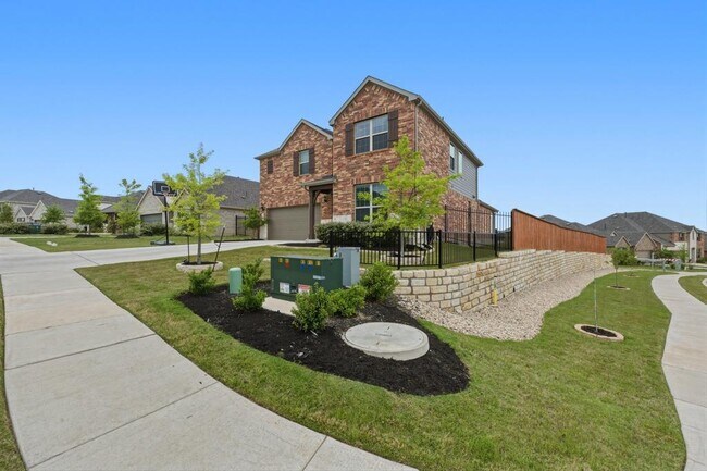 Foto del edificio - 6700 Cliff Rose Dr