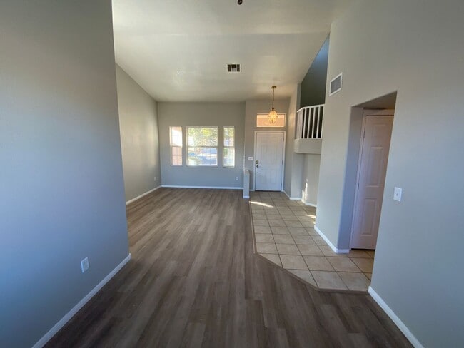 Foto del edificio - *2 WEEKS FREE RENT FOR QUALIFIED APPLICANT...