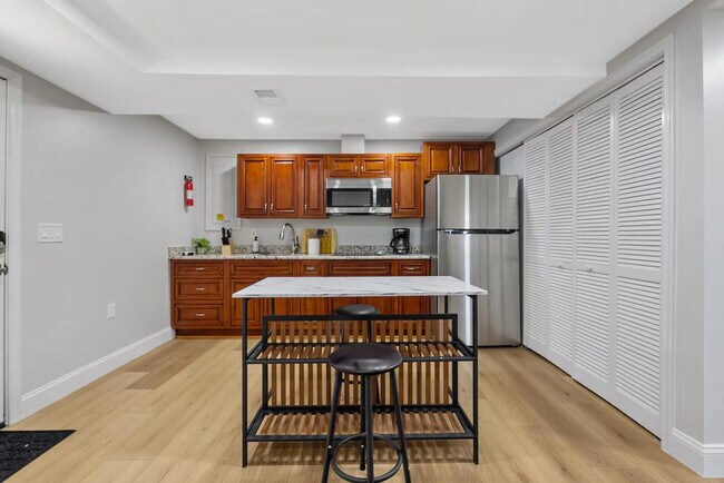 Foto del edificio - 3810 Nicholson St
