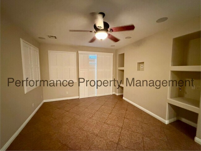 Foto del edificio - Stunning 3 Bed/2 Bath Gated Home w/ RBP & $0 Deposit Option