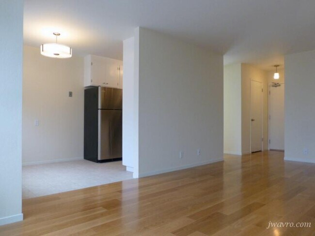 Foto del edificio - 2301 Larkin St