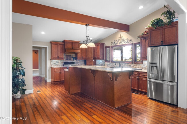 Foto del edificio - 426 Loblolly Dr
