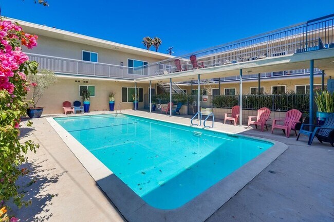 Foto del edificio - 920 Enterprise Ave