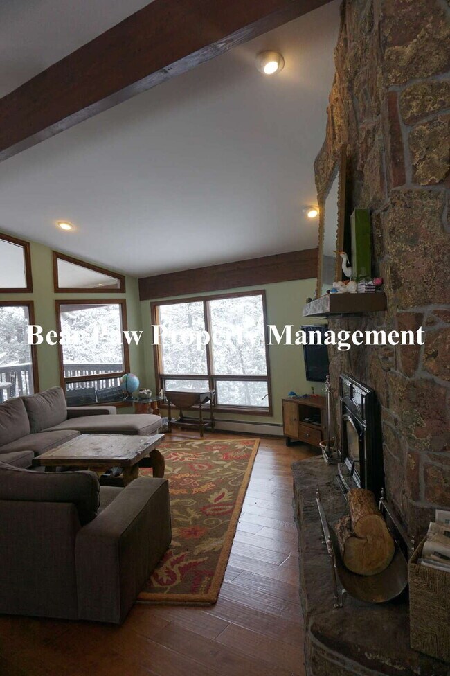 Foto del edificio - Lovely Home in Soda Creek!!