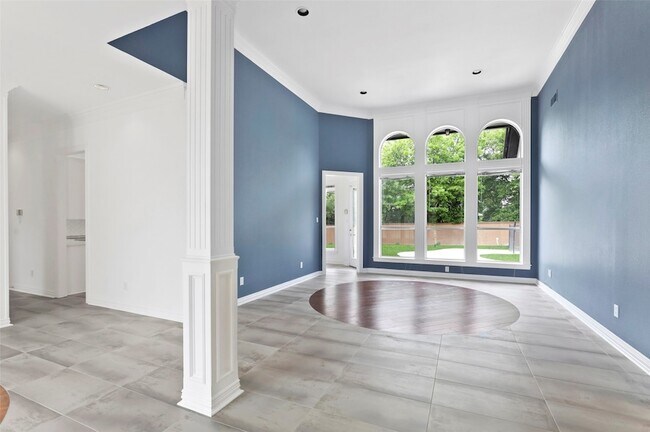 Foto del edificio - 914 Edgemeer Ln