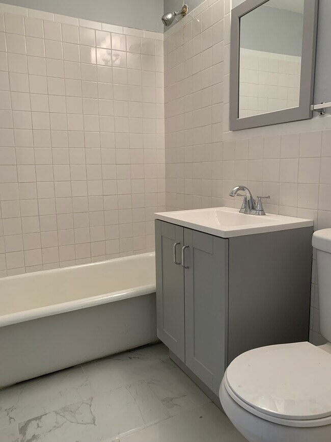 Bathroom - 7051 S Bennett Ave