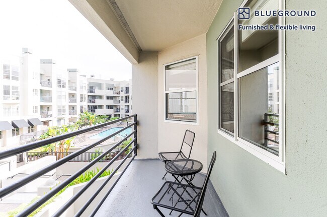 Foto del edificio - 4 Bayside Village Pl