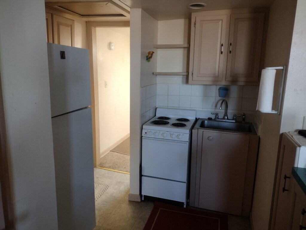 2538 Shelburne Rd Unit 3, Shelburne, VT 05482 Apartments in Shelburne