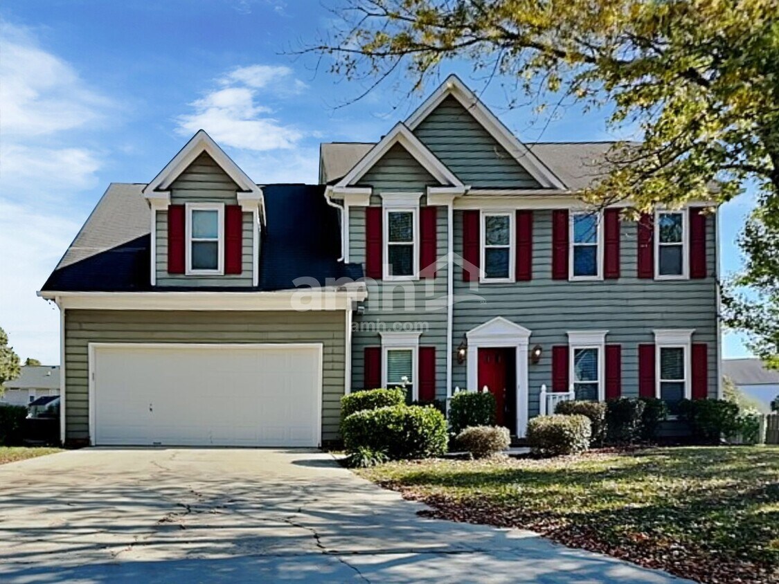 Primary Photo - 3300 Kemper Court