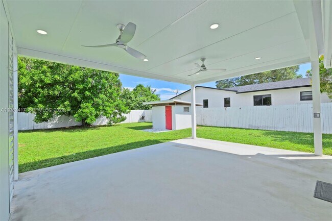 Foto del edificio - 104 SW 7th St