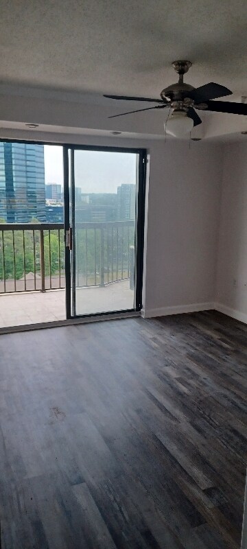 Foto del edificio - 795 Hammond Dr