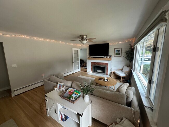 Foto del edificio - 67 Hillcrest Dr