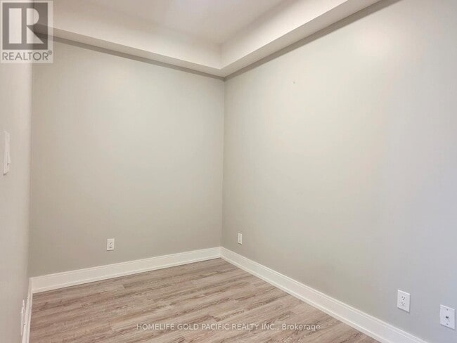 Photo du bâtiment - 9608 Yonge St