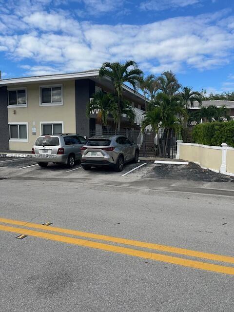 Foto del edificio - 837 NE 17th Terrace