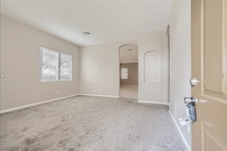 Building Photo - 401 Carlton Kay Pl