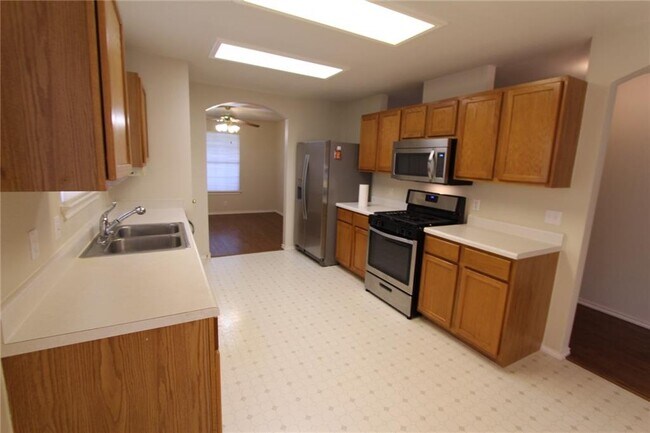 Building Photo - 226 Schaefer Blvd