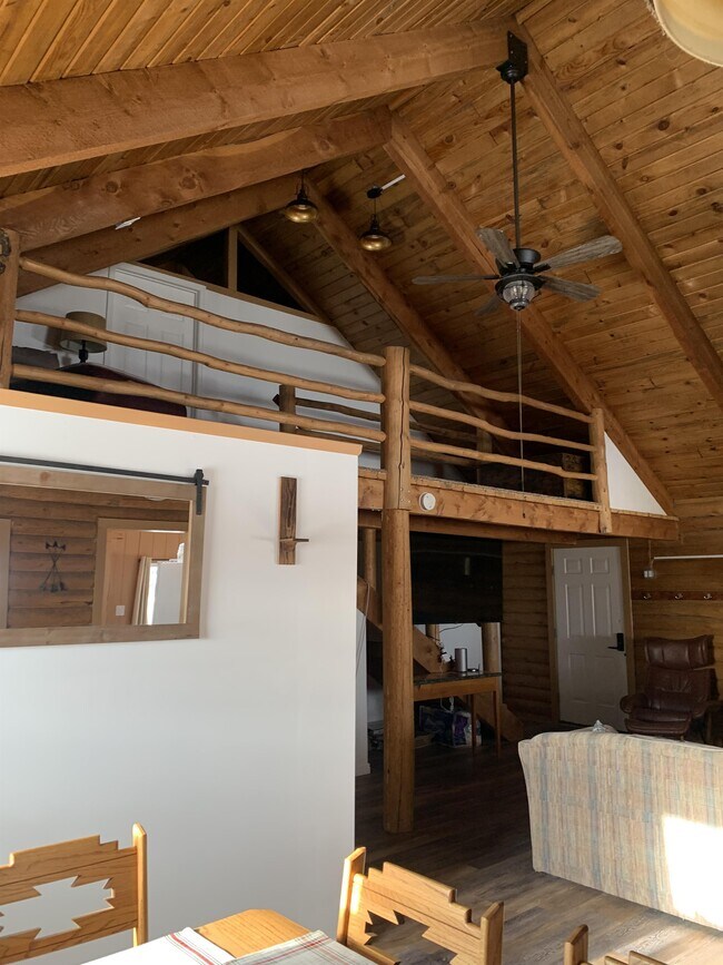 Foto del edificio - 37 Hawken Ln