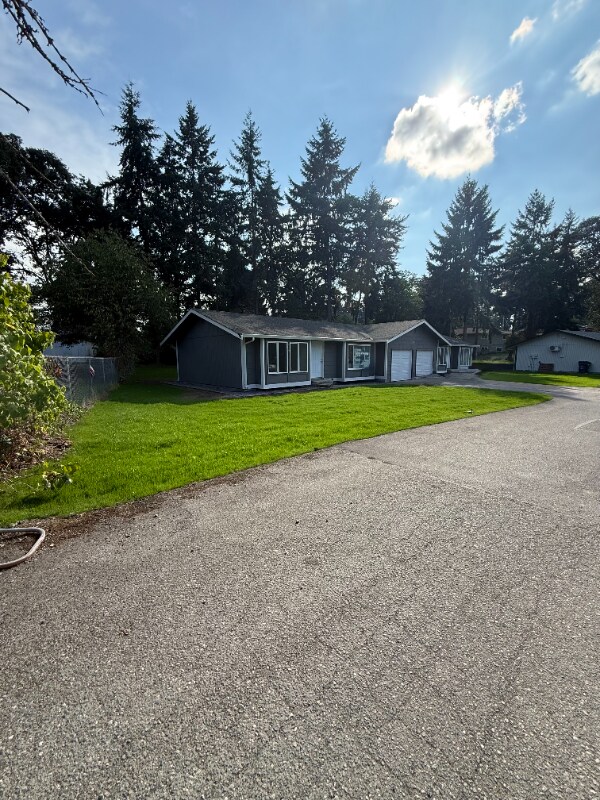 Building Photo - 818 173rd St S