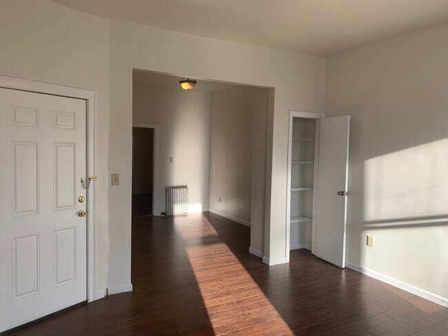 Foto del edificio - 247 21st St
