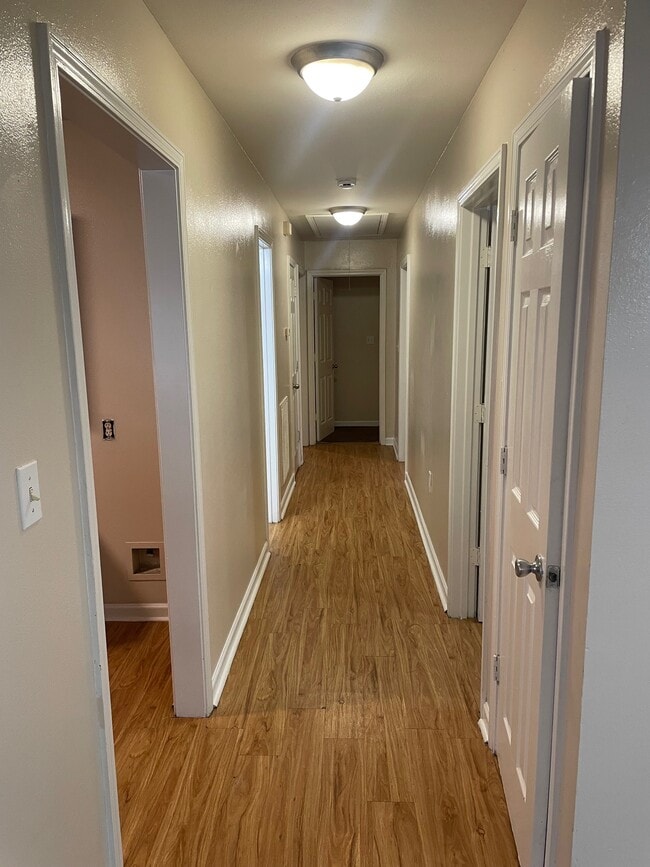Building Photo - 5443 Banyan Trace Dr