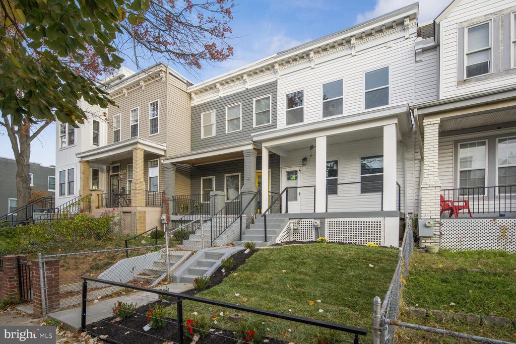 Foto principal - 1411 Montello Ave NE