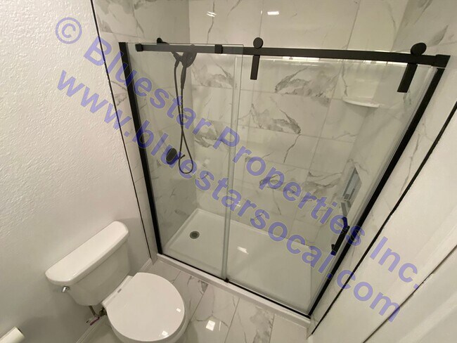 Foto del edificio - Just Listed in Apple Valley!!!