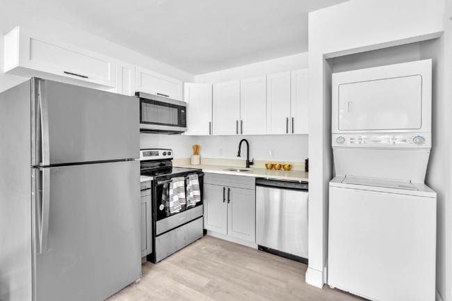 Photo - 801 SW 15th Ave Apartment