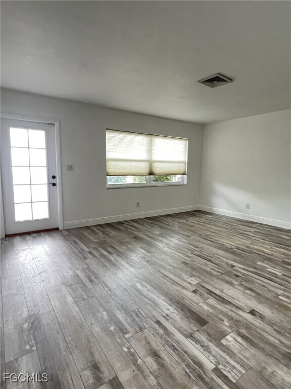 Foto del edificio - 3714 SE 10th Ave