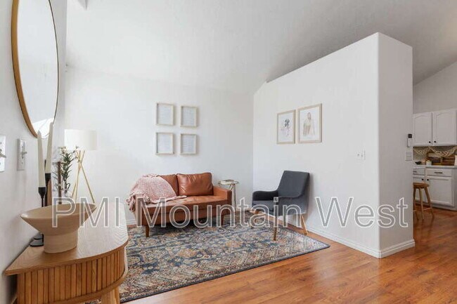 Foto del edificio - 2533 S 1400 W