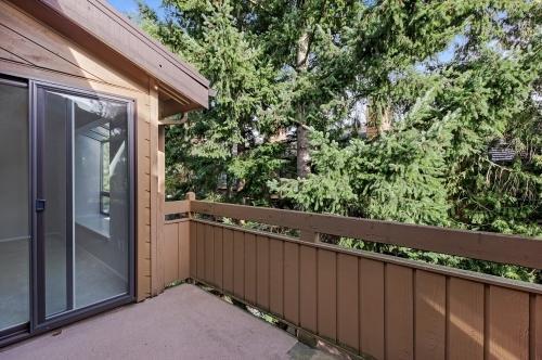 Building Photo - 2 bedroom in Seattle WA 98133