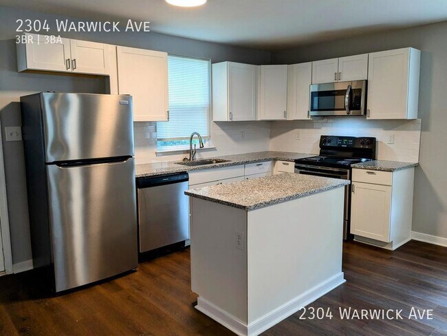 Building Photo - 2304 Warwick Ave
