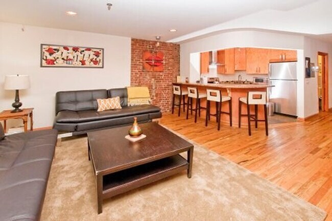 Building Photo - 112 W 136th St